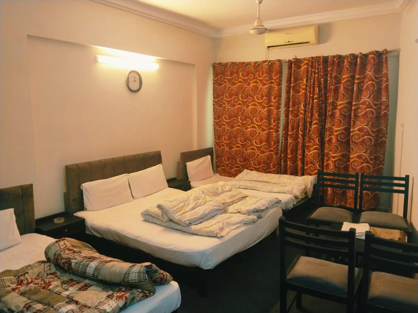 Shahzad Hotel Равалпинди Екстериор снимка